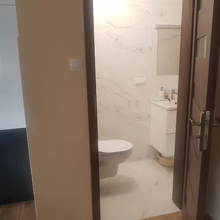 Rozana 9 公寓 罗威